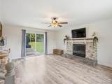 4040 Taggett Lake Drive - Photo 5