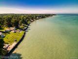 3864 Lakeshore Road - Photo 10