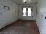 15727 Parkside Street - Photo 21