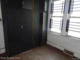 15727 Parkside Street - Photo 22