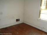 15727 Parkside Street - Photo 24
