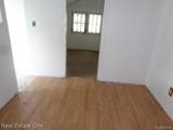 15727 Parkside Street - Photo 26