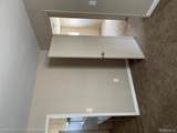 15392 Dixie - Photo 12
