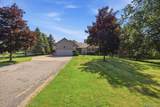 6057 Center Road - Photo 4