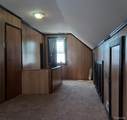25880 Groveland Street - Photo 17
