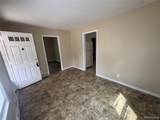 23122 Davey Avenue - Photo 4
