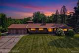 11080 Lapeer Road - Photo 9