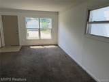 1967 Garrick Avenue - Photo 4