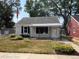 2000 Moorhouse Street - Photo 1