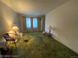 808 Mann Avenue - Photo 9