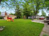 22401 Francis Street - Photo 20