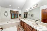 2321 Pine Hollow - Photo 23