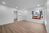 2121 Buckingham Avenue - Photo 6
