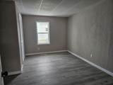322 Lawrence Avenue - Photo 6