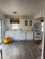 15552 Macarthur - Photo 6