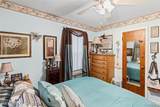945 Salisbury Avenue - Photo 18