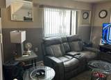403 Walnut Street - Photo 4