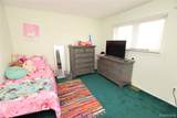 2525 White Oak Place - Photo 12