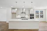 25424 Orwell Street - Photo 14