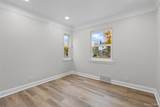 4364 Somerset - Photo 7
