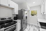4364 Somerset - Photo 9