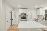 319 Rowe Street - Photo 10