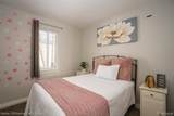 21414 Westview Avenue - Photo 16