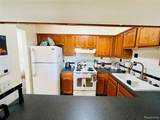 920 Saybrook - Photo 2