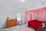 136 Hemlock Street - Photo 17
