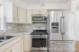 32 B Drive - Photo 7