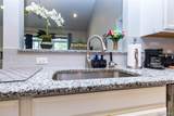 2589 Oxford Circle - Photo 17