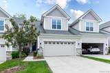 2589 Oxford Circle - Photo 3