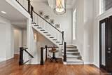 602 Wellington Circle - Photo 4