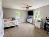 3200 Bayliss Drive - Photo 31