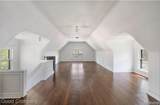 1031 Hubbard Street - Photo 25