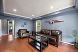 555 Donald Avenue - Photo 3