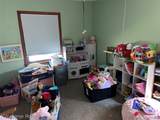 18550 Beechwood Street - Photo 10
