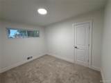318 Royal Park Lane - Photo 17