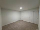 318 Royal Park Lane - Photo 18