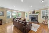 711 York Street - Photo 12