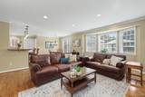 711 York Street - Photo 14