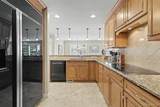 711 York Street - Photo 20