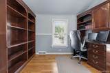 711 York Street - Photo 29