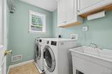 711 York Street - Photo 41