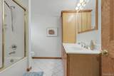 711 York Street - Photo 44