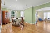 711 York Street - Photo 9