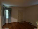 18826 Justine Street - Photo 4