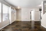8528 Hawthorn Hill - Photo 6