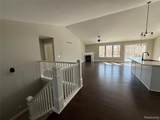 1085 Camellia Circle - Photo 4