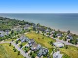 688 Waters Edge Drive - Photo 19